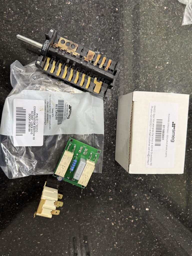Replacement Smeg oven selector switch and control parts